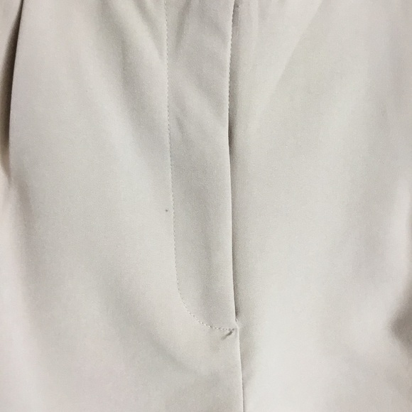 Showpo Plus Size Cream Shorts Size 12 New - Picture 2 of 4